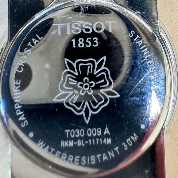 TISSOT T classic 1853 Quartz Wristwatch T030 009 A new battery - Picture 15 of 17